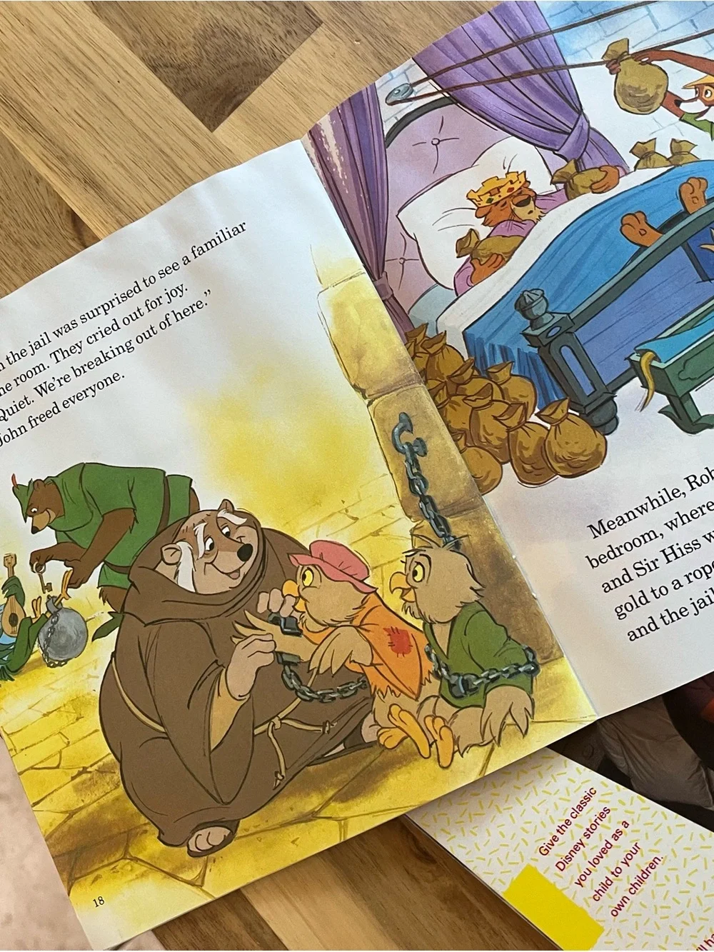 Vintage 1990 Disney Children’s Books, Peter Pan and Robin Hood.